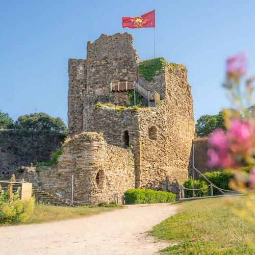 Vue sur le donjon