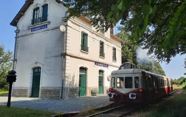 Découverte exceptionnelle de la gare privée de Chambretaud