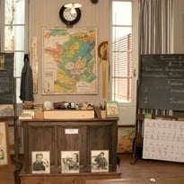 Dictée au musée autrefois l'école