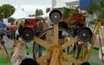 Sculptures musicales d'Etienne Favre