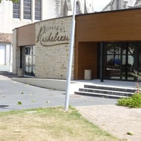 Salle Richelieu Saint Denis la Chevasse