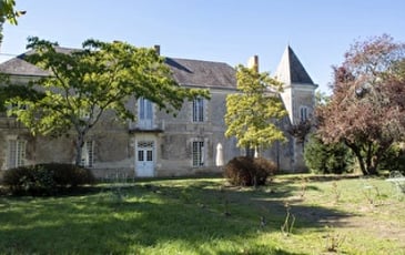 Le Logis et la Grange du Fenestreau