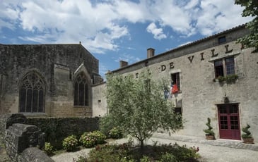 Visite du prieuré (hôtel de ville)